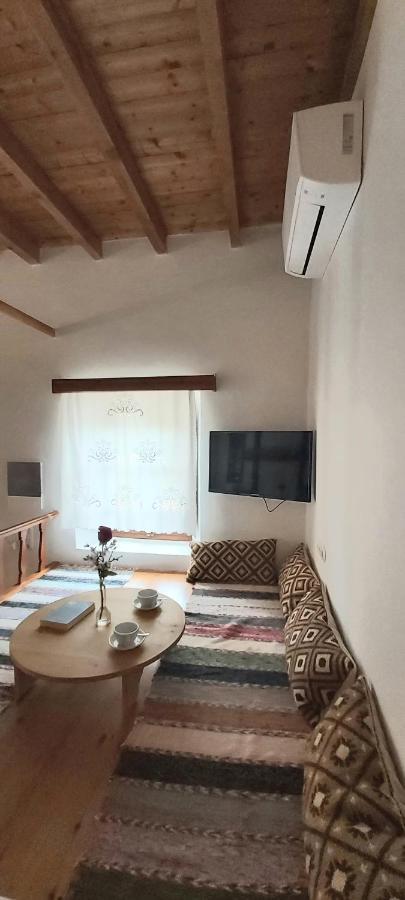 Small Traditional House In Asfendiou Kos Agios Dimitrios  Exterior photo