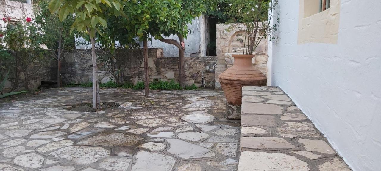 Small Traditional House In Asfendiou Kos Agios Dimitrios  Exterior photo